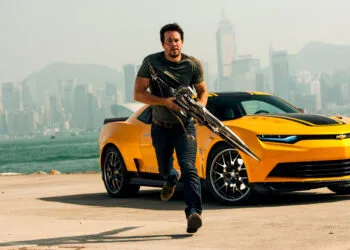 Mark Wahlberg plays Cade Yeager in TRANSFORMERS: AGE OF EXTINCTION, from Paramount Pictures.