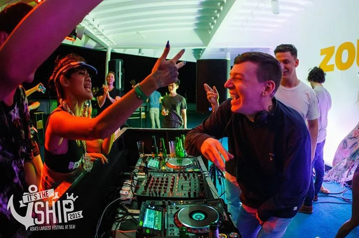 My Nu Leng at It's The Ship 2015