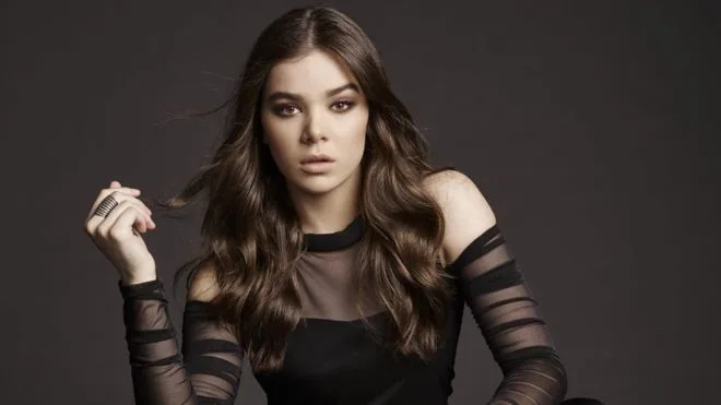 Hailee Steinfeld Fun Facts