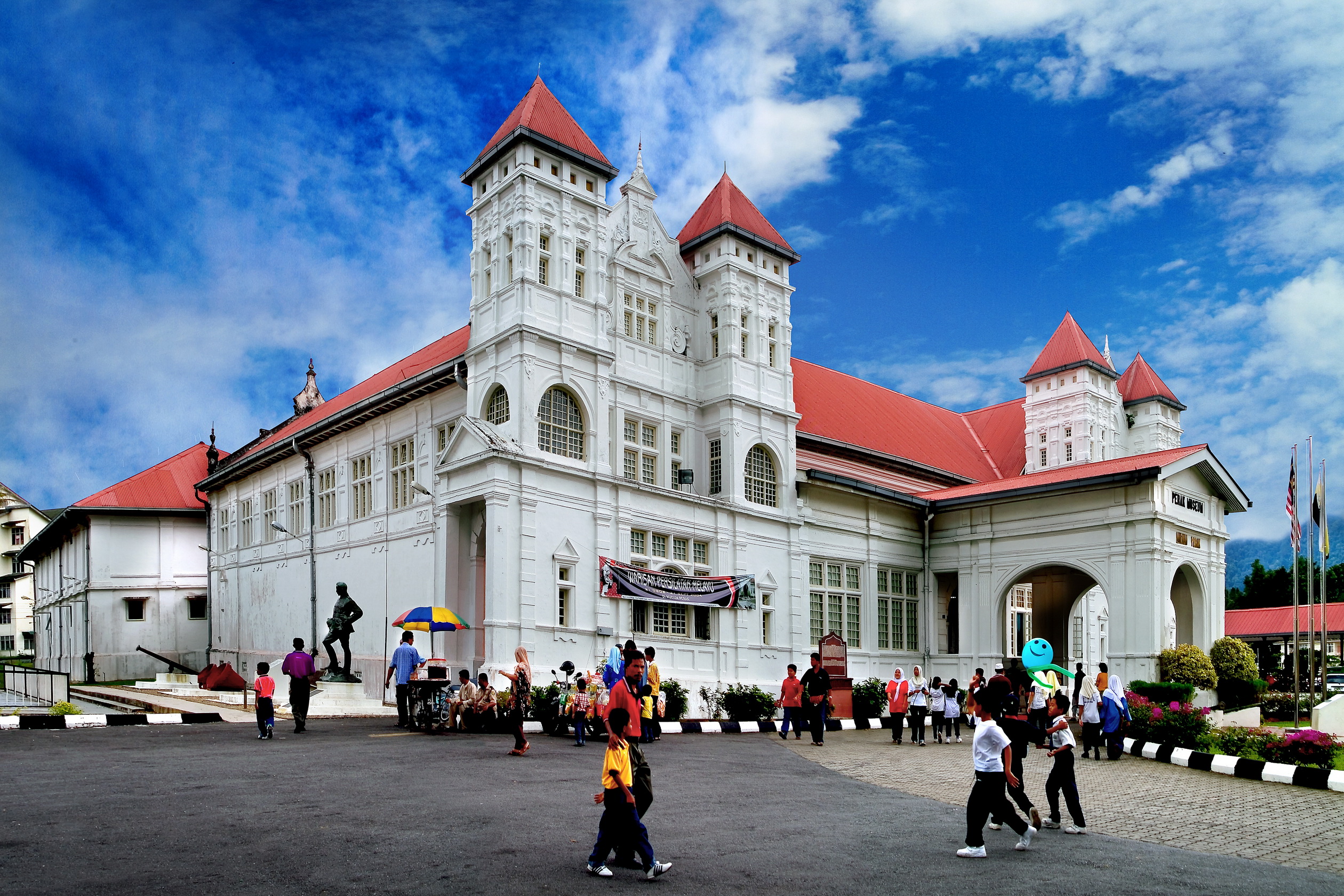  Malaysia Perak Declares 6th May A Public Holiday Hype MY