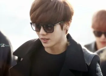 Source: luhanpics.blogspot.my