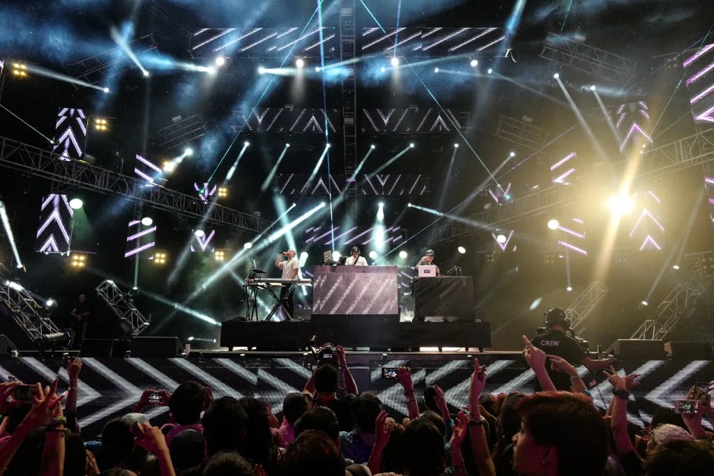 Far East Movement performs at MTV Music Evolution Manila 2016 on 24 Jun Pic 4 (Credit-)