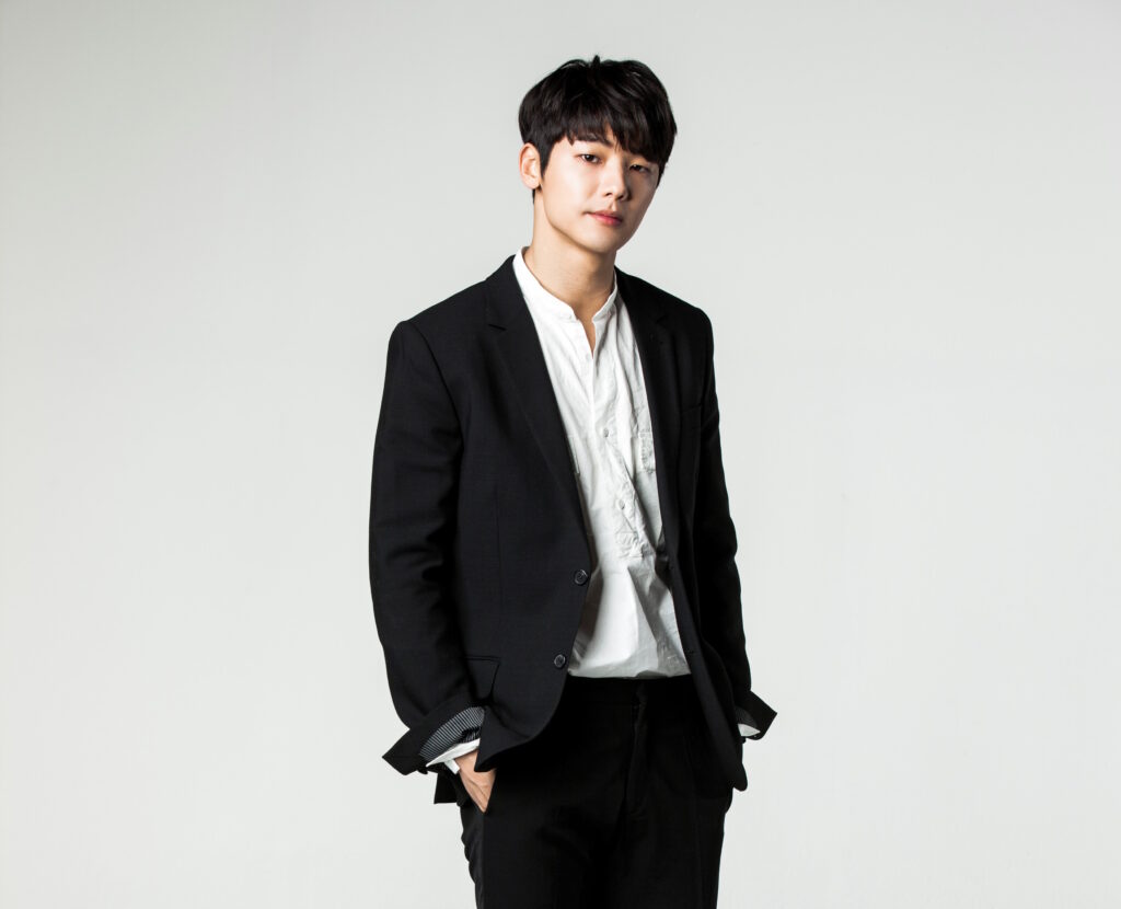 Kang Min Hyuk Interview