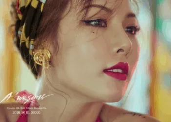 Source: HyunA's Facebook page