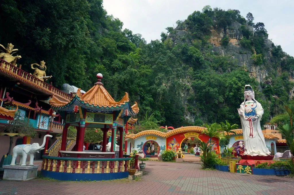 Ling-Sen-Tong-temple ipoh