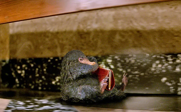 Fantastic-Beasts-002