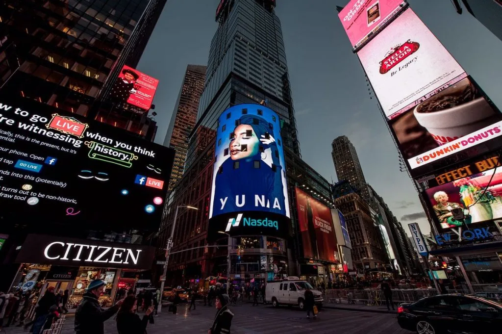 yuna billboard