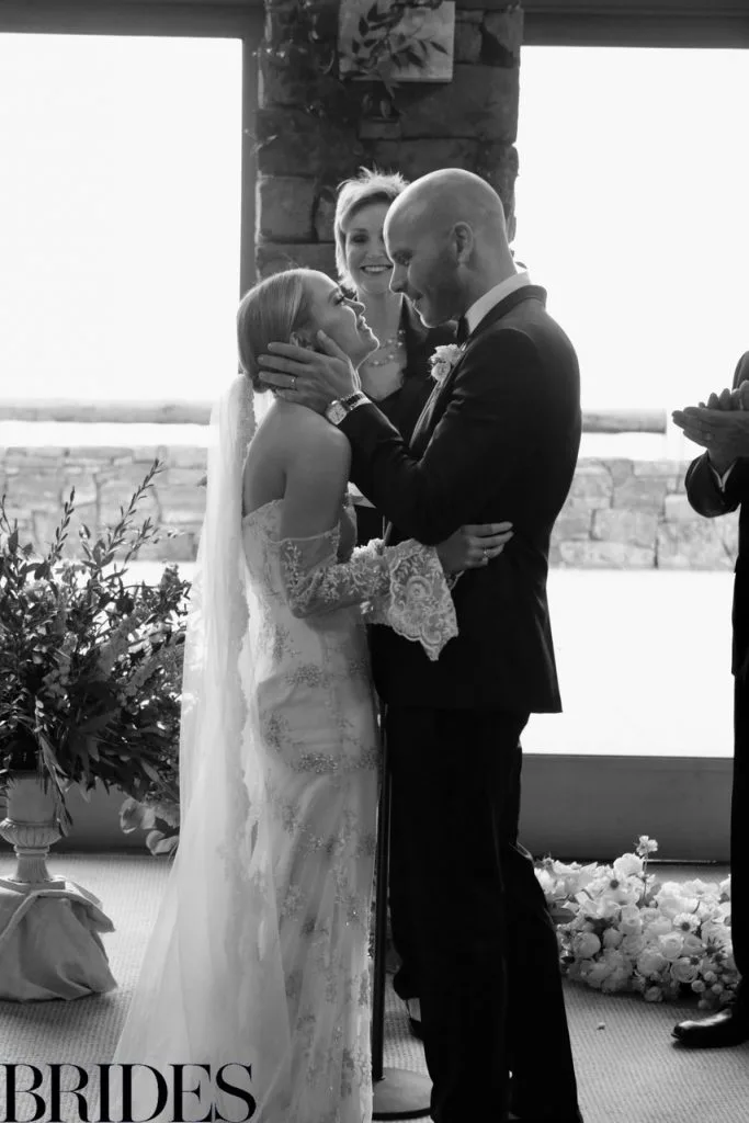 becca-tobin-wedding-photos-logo-01