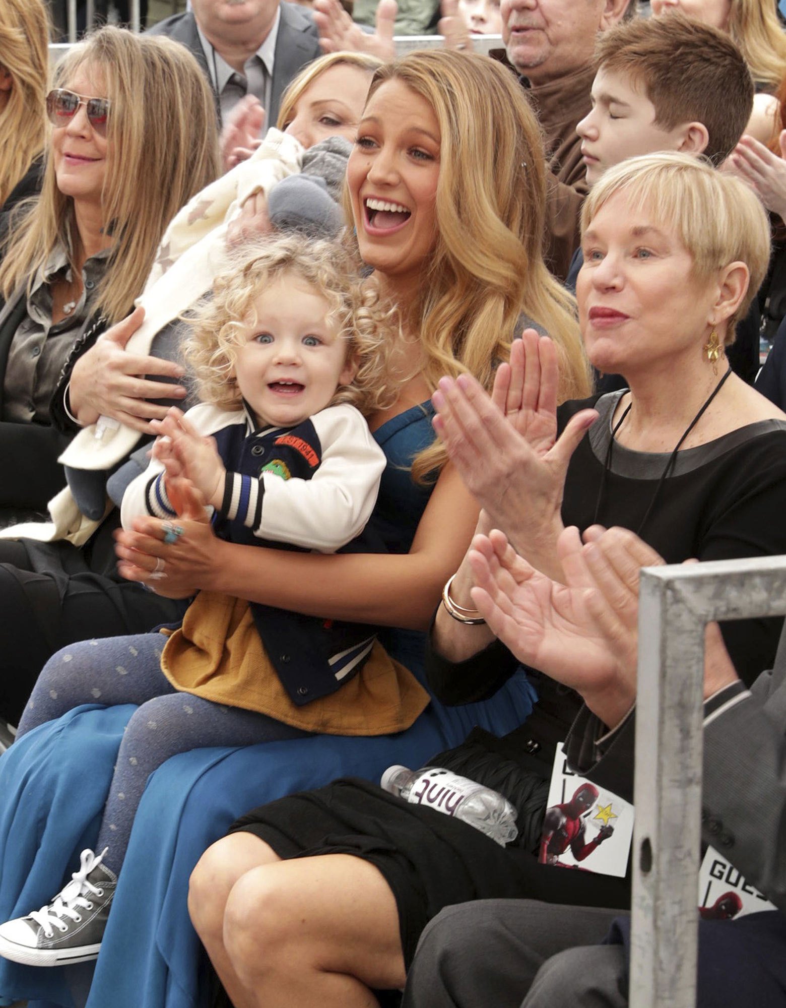 #TheReynolds: Ryan Reynolds & Blake Lively's Daughters Make First Public Appearance ...1560 x 2000