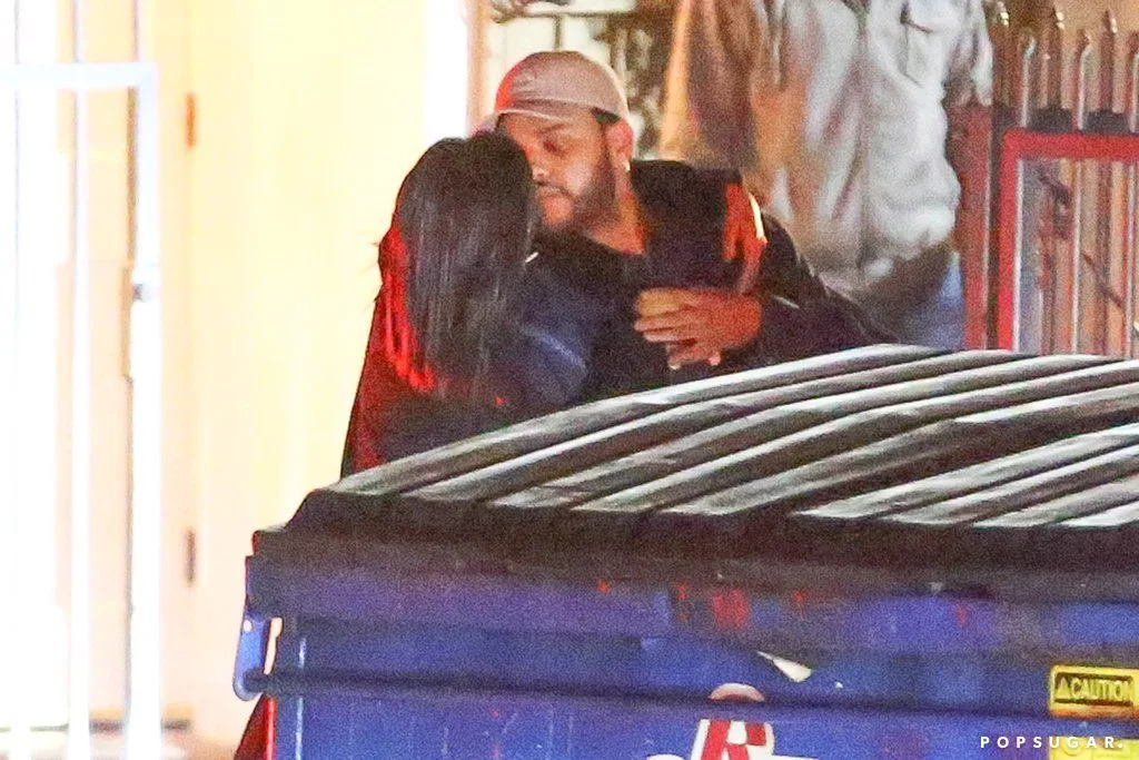 Selena-Gomez-Weeknd-Kissing-Pictures-January-2017