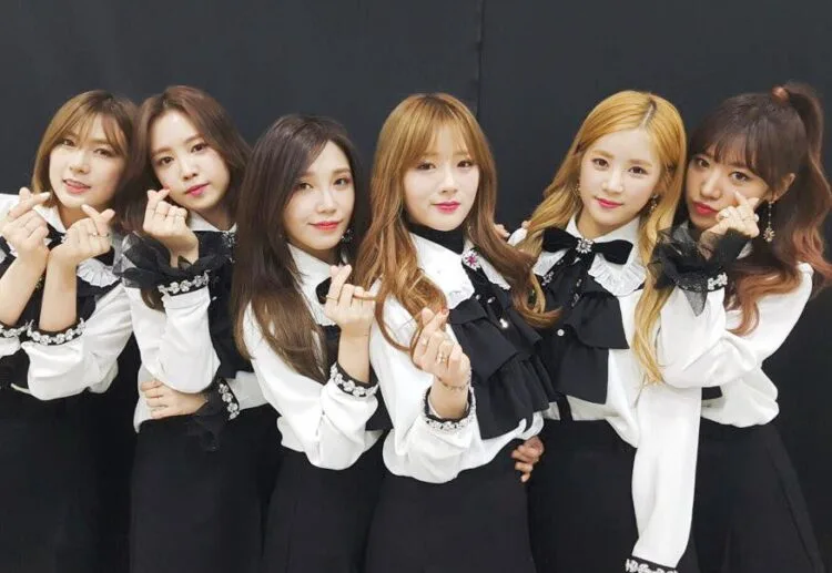 Source: APINK's Facebook Page