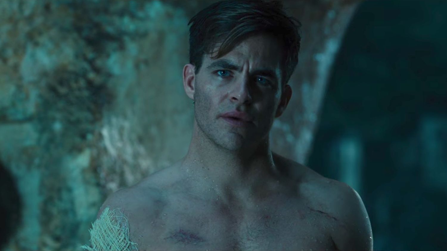 Wonderwoman Chris Pine Talks About His Nearly Naked Scene