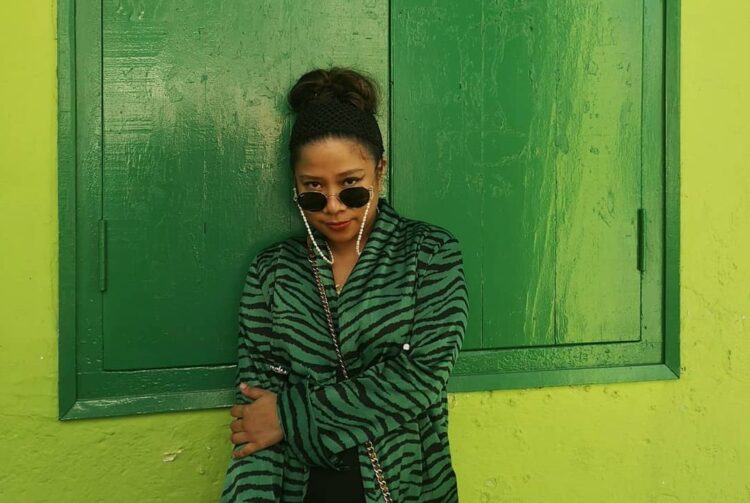 Zee Avi