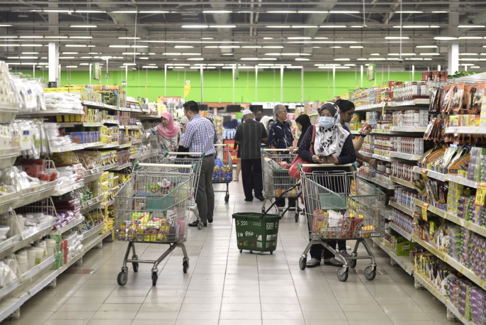 Giant Hypermarket In Selangor Ordered To Close For 8 Days