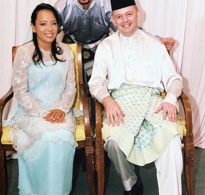 6 Malaysian Celebrities Who Married Westerners But Are Now Divorced