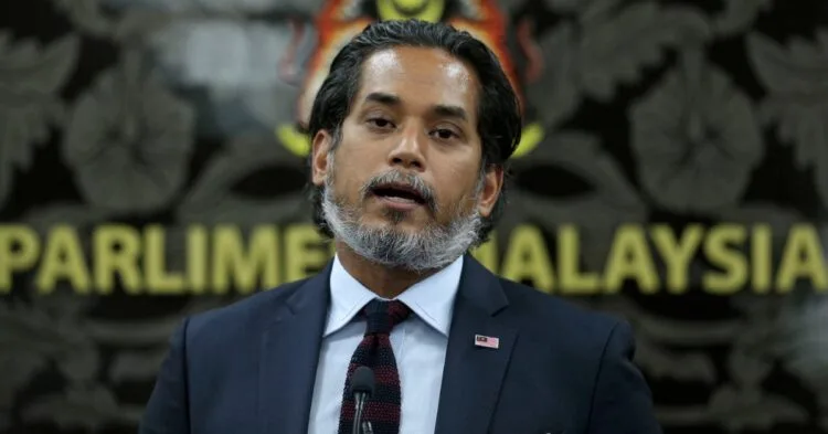 KUALA LUMPUR 14 JULAI 2020. Menteri Sains, Teknologi dan Inovasi, Khairy Jamaluddin, ketika sidang media sempena persidangan Dewan Rakyat di Bangunan Parlimen, Kuala Lumpur. NSTP/MOHAMAD SHAHRIL BADRI SAALI