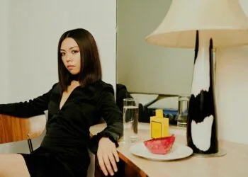 Source: @yzine247 via hairsalonbyvvchan