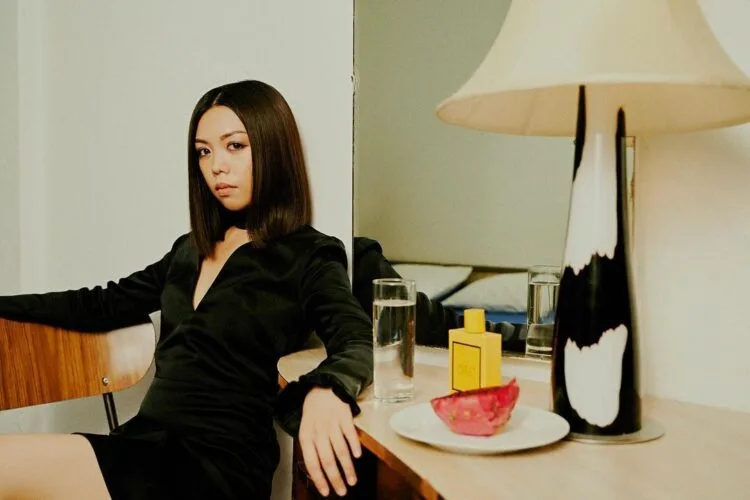 Source: @yzine247 via hairsalonbyvvchan