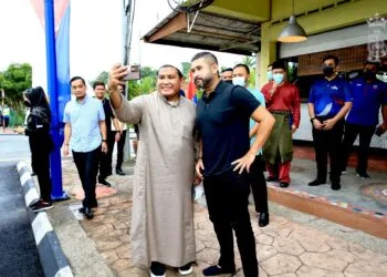 Source: Facebook/HRH Crown Prince of Johor