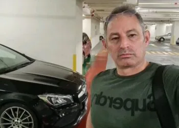 SOURCE: LINKEDIN/ANDREWMARTIN