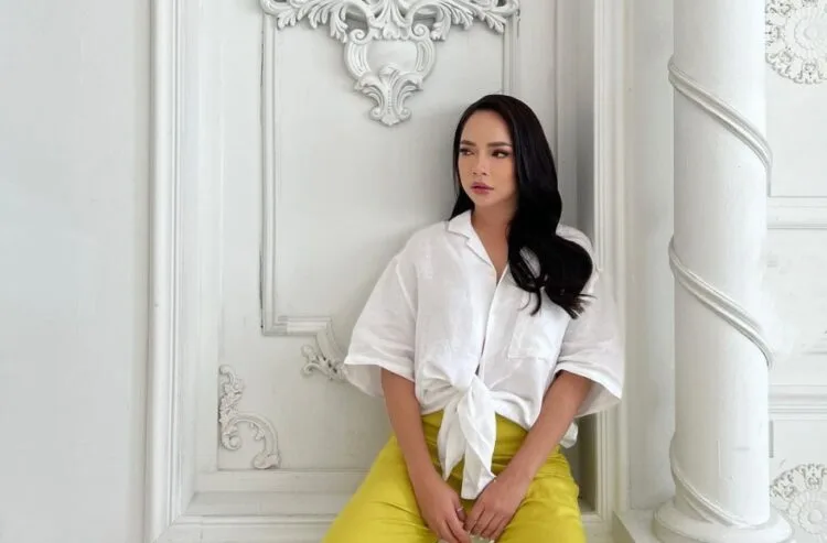 SOURCE: INSTAGRAM @NORADANISH