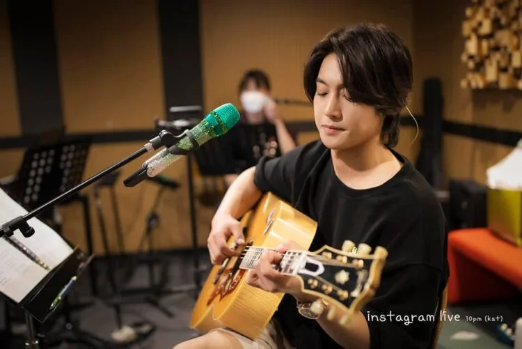 Source: Facebook/김현중 (Kim Hyun Joong)