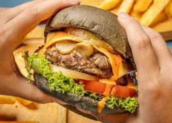 SOURCE: FACEBOOK/@NYSTEAKSHACKMY