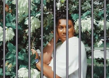 SOURCE: INSTAGRAM, FREEPNGLOGOS