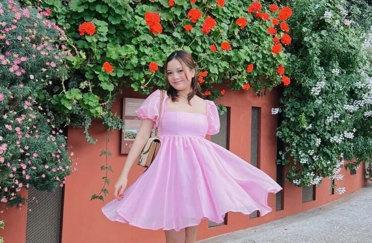 SOURCE: INSTAGRAM @KASIHIRISLEONA