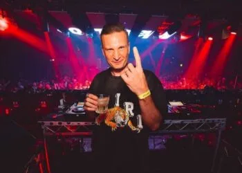 Source: IG@mindlessmedia