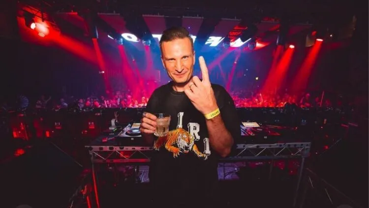 Source: IG@mindlessmedia