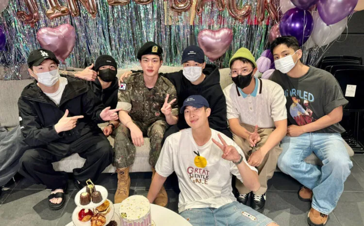 SOURCE: TWITTER (@BTS_twt)