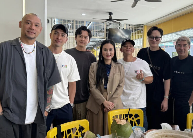 SOURCE: XIAOHONGSHU (佩 .)