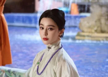 SOURCE: XIAOHONGSHU (范冰冰)