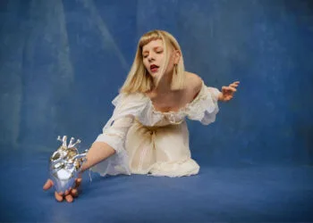 Source: Instagram (@auroramusic)