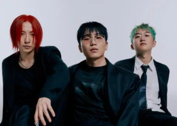 SOURCE: FACEBOOK (Wave To Earth)