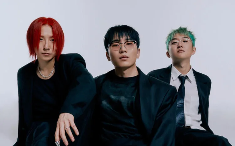 SOURCE: FACEBOOK (Wave To Earth)