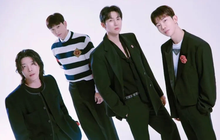 Source: IG/voice_2am