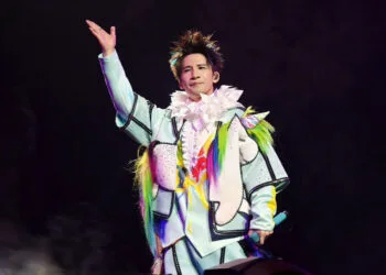 SOURCE: WEIBO (大张伟)