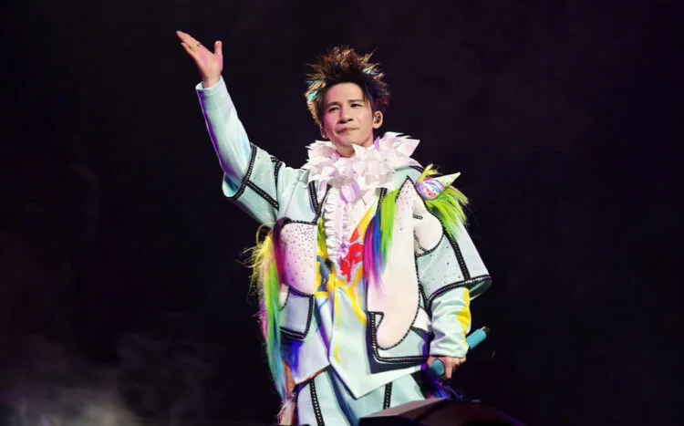 SOURCE: WEIBO (大张伟)