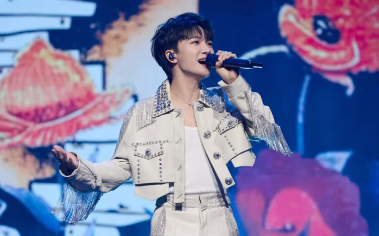 SOURCE: WEIBO (卡布叻_周深)