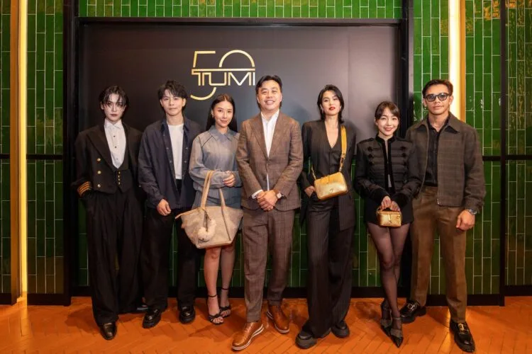 (L to R): Hakken Ryou, Danny Koo, Venice Min, Randy Wong (General Manager of TUMI SEA), Alicia Amin, KoeYeet, and Aedy Ashraf