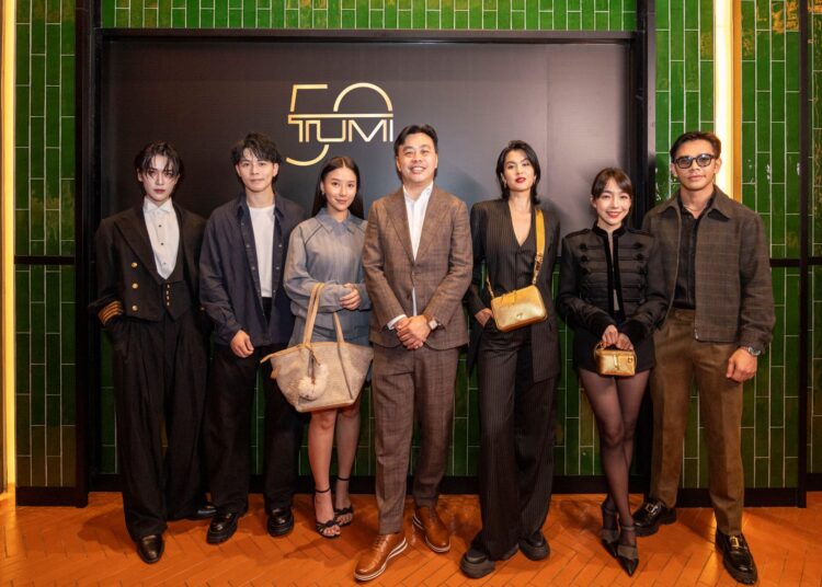 (L to R): Hakken Ryou, Danny Koo, Venice Min, Randy Wong (General Manager of TUMI SEA), Alicia Amin, KoeYeet, and Aedy Ashraf