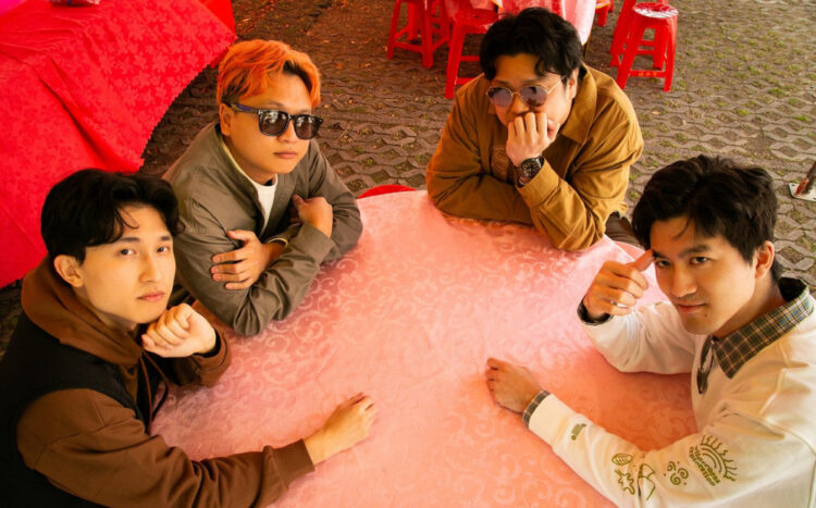 SOURCE: FACEBOOK (icyball 冰球樂團)