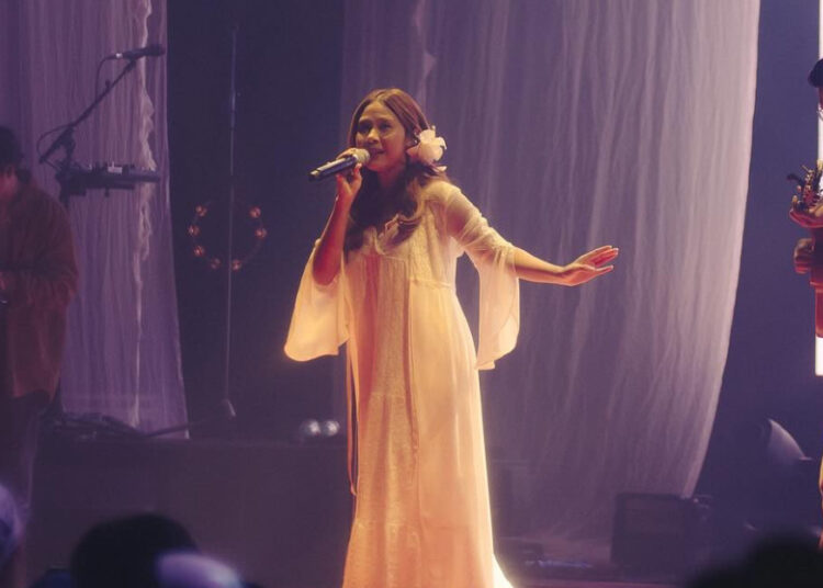 SOURCE: INSTAGRAM (@cakecaine)