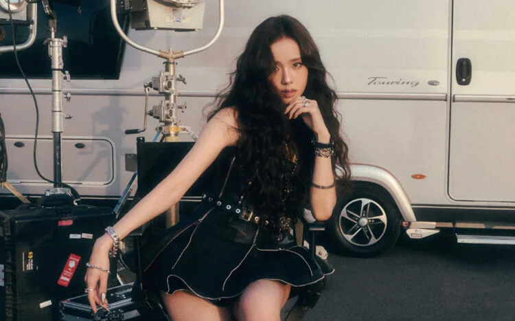 SOURCE: TWITTER (@officialBLISSOO)