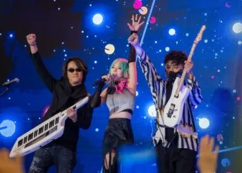 Source: Facebook @F.I.R. 飛兒樂團