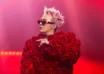 SOURCES: INSTAGRAM (@fanplusonedotcom)