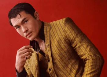 SOURCE: INSTAGRAM (@henrygolding)