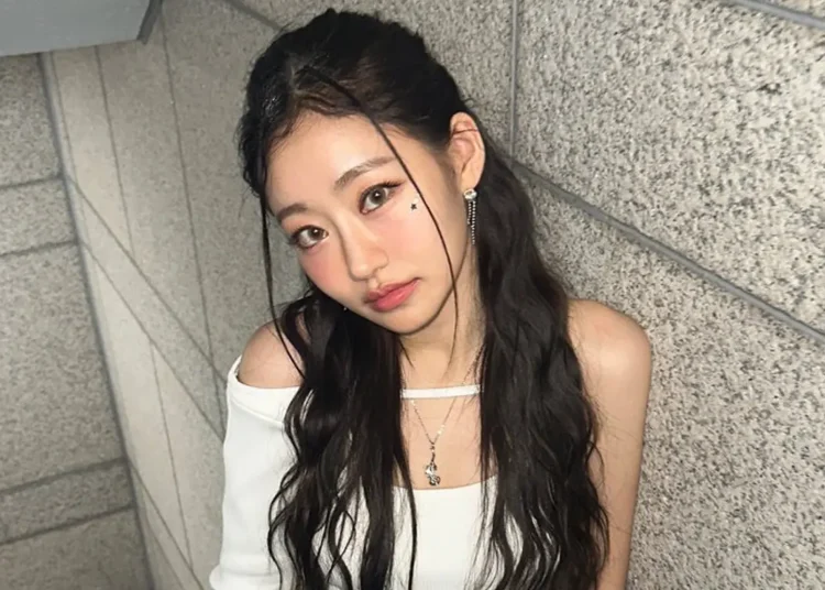 Source: Instagram (@/kissoflife_s2)